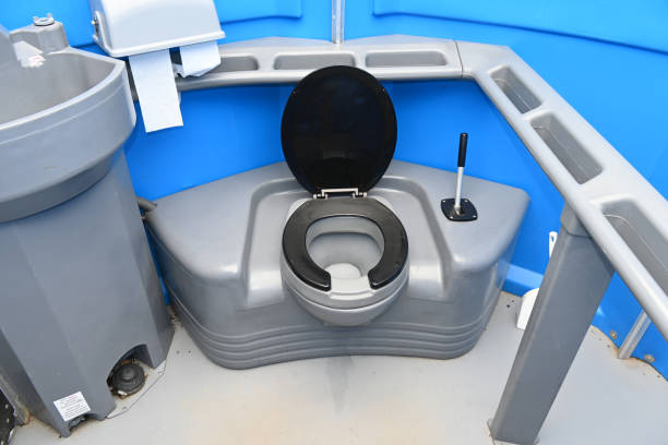 Portable Toilet Options We Offer in Inverness, FL